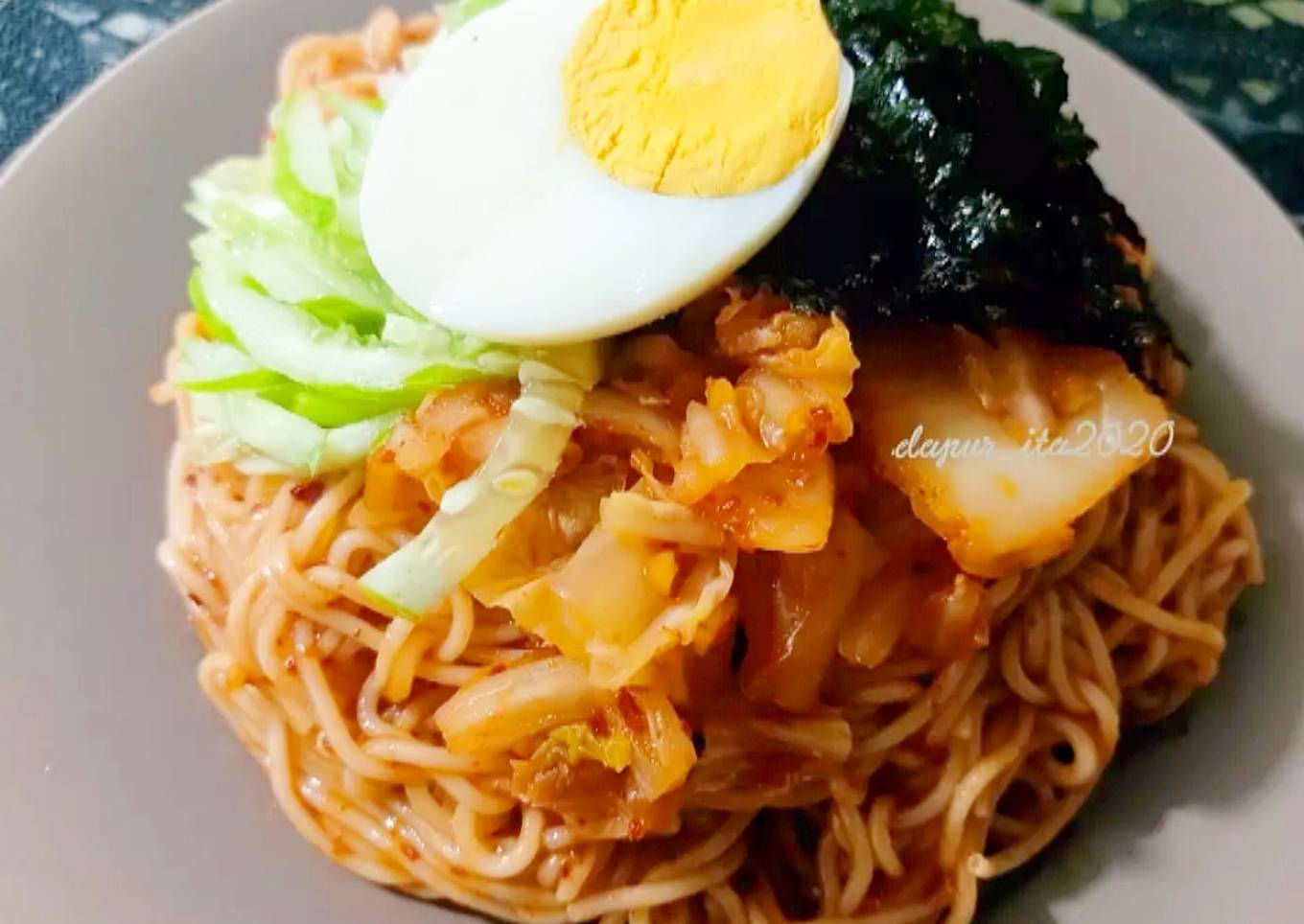 Bibim-Naengmyeon || Mie Dingin Pedas