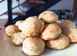 Una foto de Scones de queso fáciles
