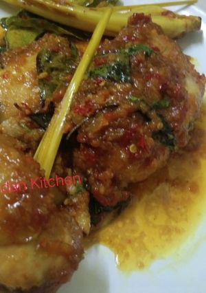 Foto resep Ayam bumbu rujak kemangi