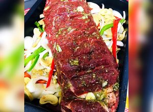 Una foto de ✨Punta Paleta al horno con vegetales.✨