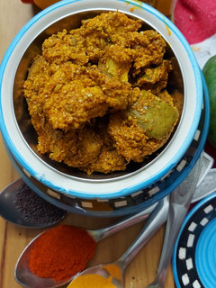 A picture of Mango Pickle.