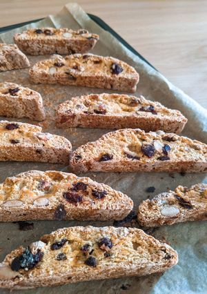 A picture of Biscotti.