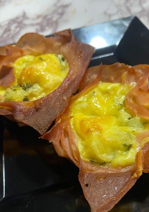 Una foto de Saquitos de jamón