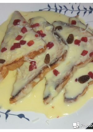 A picture of Curstard shahi tukda.