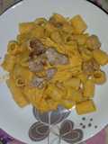 Paccheri con crema di ceci, salsiccia e 'nduja