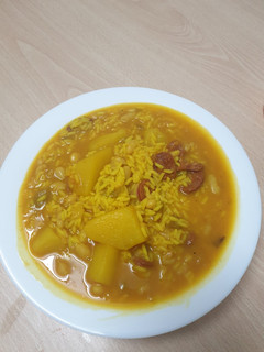 Una foto de Judías blancas con arroz