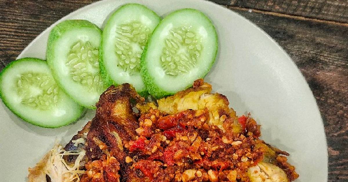 Resep Ayam Gepuk Ala Pak Gembus Oleh Dw Dapoer Wija Cookpad