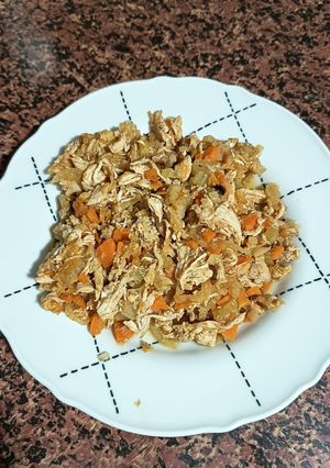 Una foto de Pollo Mechado con Apio y Puerros