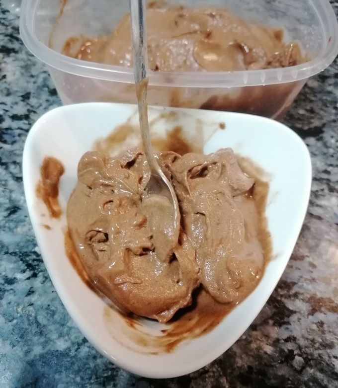 Una foto de 312. Helado de chocolate vegano / Thermomix
