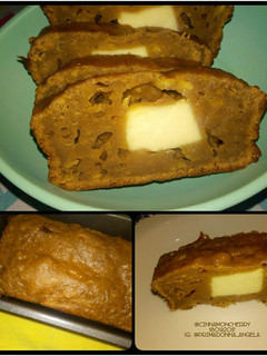 A picture of Banana Cake with Cream Cheese.