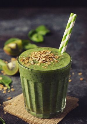 A picture of Spinach & Kiwi Smoothie.