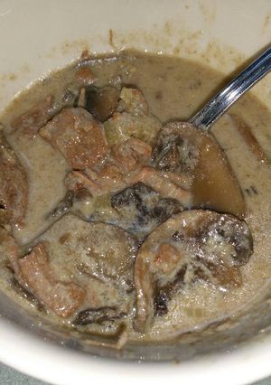 A picture of Hearty Beef Stroganoff (crock pot).