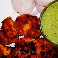 A picture of Smokey Flavored Chicken Tikka.