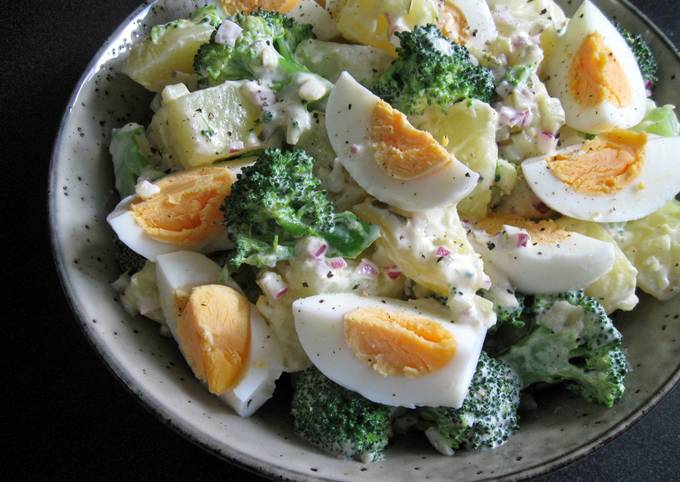 Recipe of Perfect Broccoli, Egg & Potato Salad