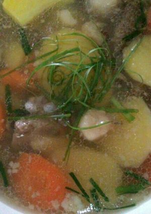 Hình của món Canh xương với khoai tây.