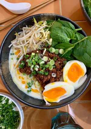 A picture of Tantanmen Ramen.