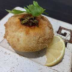 Una foto de Bombas de papas rellenas