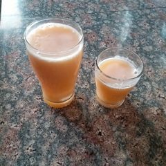 A picture of Muskmelon juice.