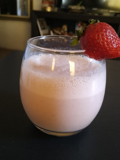 Una foto de Smoothie de banana y frutilla