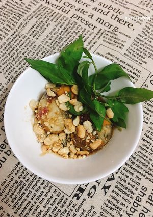Hình của món Hột Vịt Lộn Rang Me.