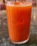 Sumo Detox de Laranja, Cenoura e Gengibre