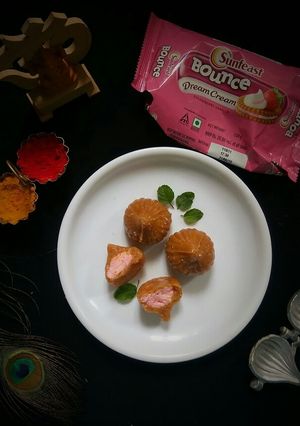 A picture of Dream Cream Modak.