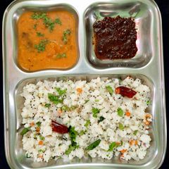 A picture of Idly upma.