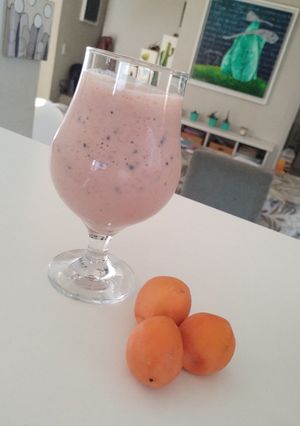 Una foto de Licuado de fruta de la pasión y banana