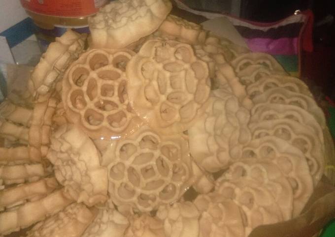 Resep: Kembang Goyang/Loyang Bahan Sederhana