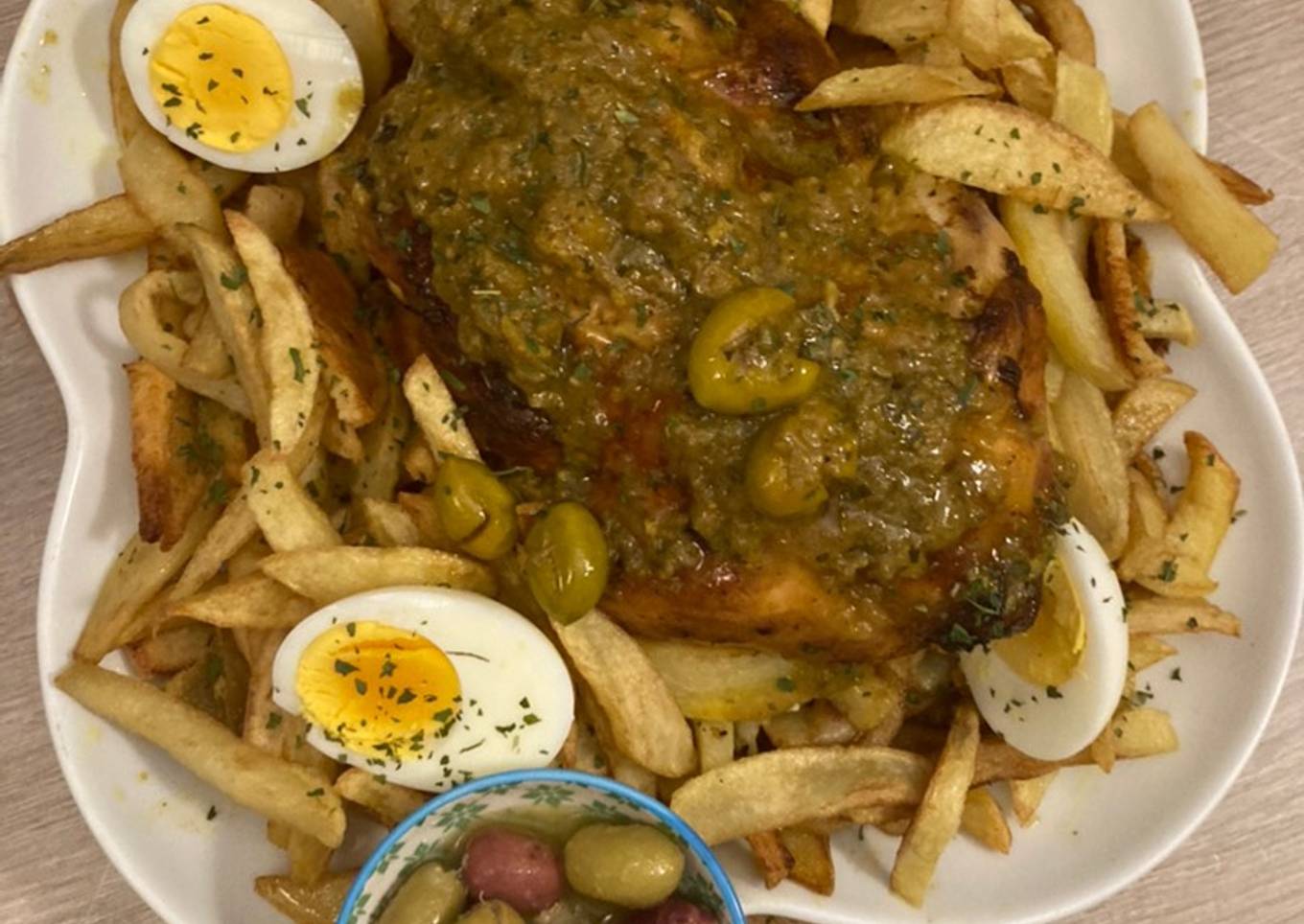 Poulet aux olives et citron confit à la sauce Marocaine!