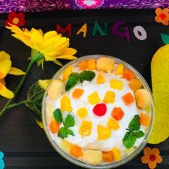 Mango tropical 🏝 fruits A picture of Mango tropical 🏝 fruits.
