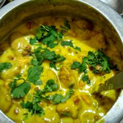 A picture of Pakoda kadi.