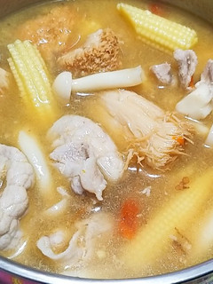 麻油猴頭菇肉片湯 的食譜成品照片