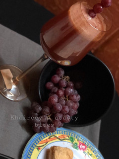 A picture of Sparkling Grapes juice.