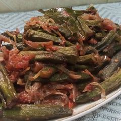 A picture of Fried Bhindi Masala.