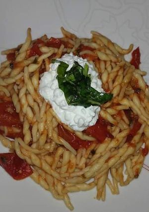 O poză a rețetei Paste cu roșii cherry și ricotta.