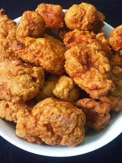 KFC பாப்கார்ன் சிக்கன் கிரிஸ்பி ப்ரை (KFC popcorn chicken crispy fry recipe in tamil) செய்முறை முக்கிய புகைப்படம்