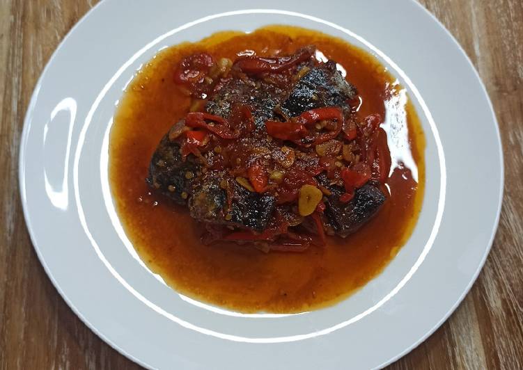 Sweet And Spicy Mackerel Tuna (Tongkol) Sweet And Spicy Mackerel Tuna (Tongkol)