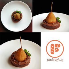 A picture of Poire Belle Hélène Chocolate Lava Cake.