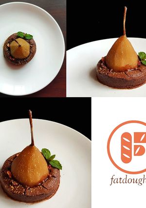 A picture of Poire Belle Hélène Chocolate Lava Cake.
