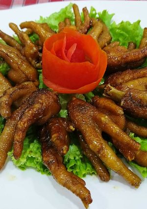 Hình của món Chân gà rim mắm tỏi.