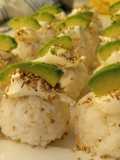 Bolitas de arroz rellenas de atún