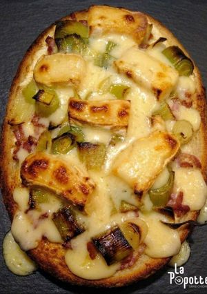 Une photo de Bruschetta savoyarde aux poireaux