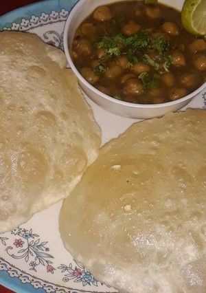 A picture of Chole Bhature .
