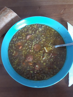 Una foto de Lentejas con arroz