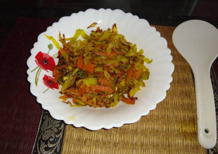 Stir fry cabbage and carrot