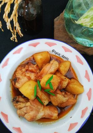 Foto resep Semur ayam kentang