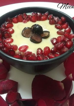 A picture of Vanilla fruit custard.