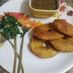 A picture of Malvani vade.