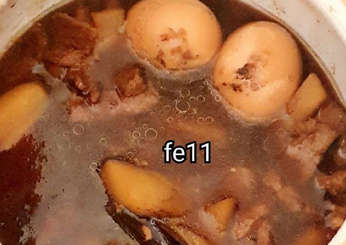 Semur daging telor kentang untuk balita